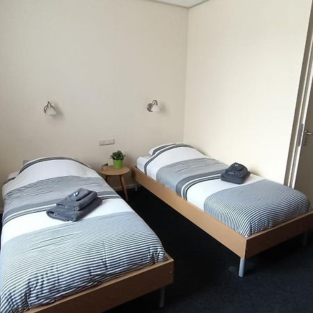 Hotel Rozenburg מראה חיצוני תמונה