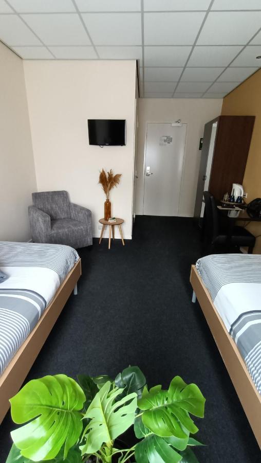 Hotel Rozenburg מראה חיצוני תמונה