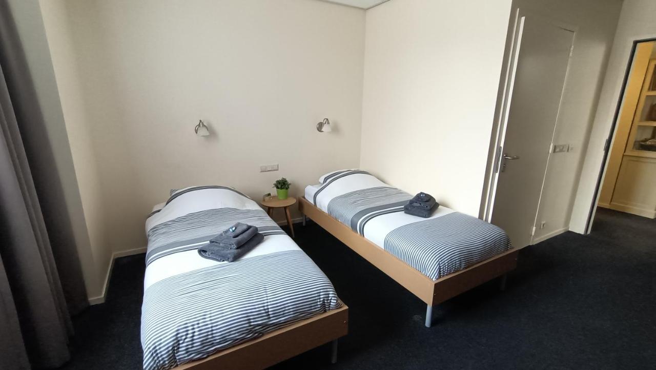 Hotel Rozenburg מראה חיצוני תמונה