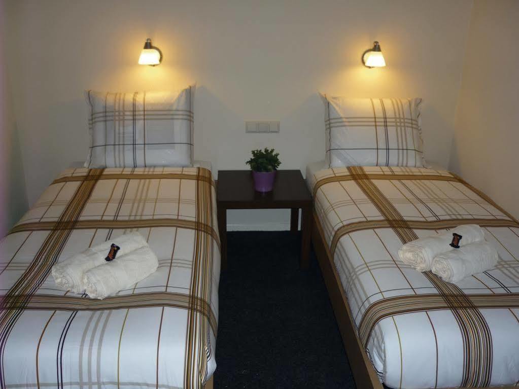 Hotel Rozenburg מראה חיצוני תמונה