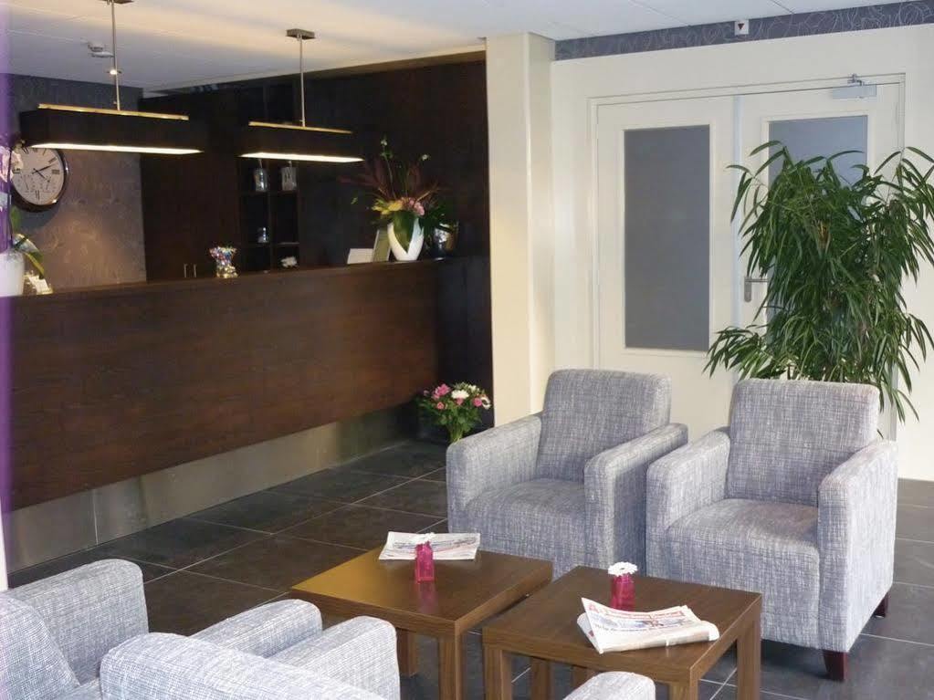 Hotel Rozenburg מראה חיצוני תמונה
