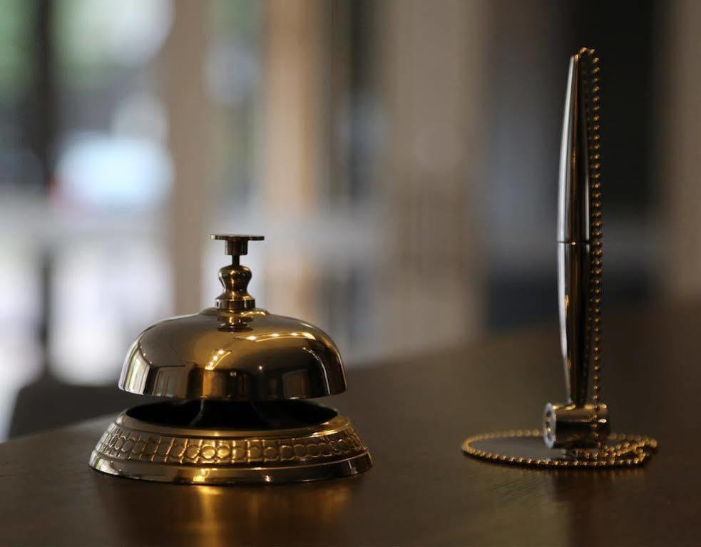 Hotel Rozenburg מראה חיצוני תמונה